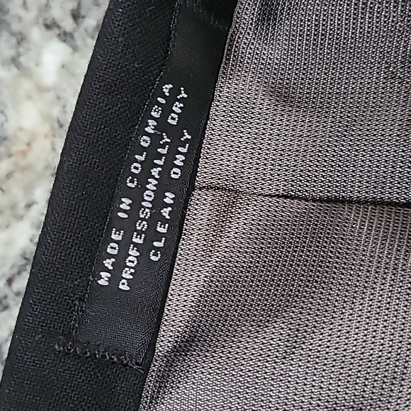 Oscar DeLa Renta Jacket - Picture 11 of 16